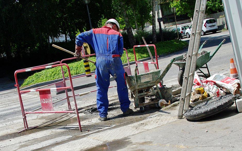 comment déboucher les toilettes Neuilly-sous-Clermont